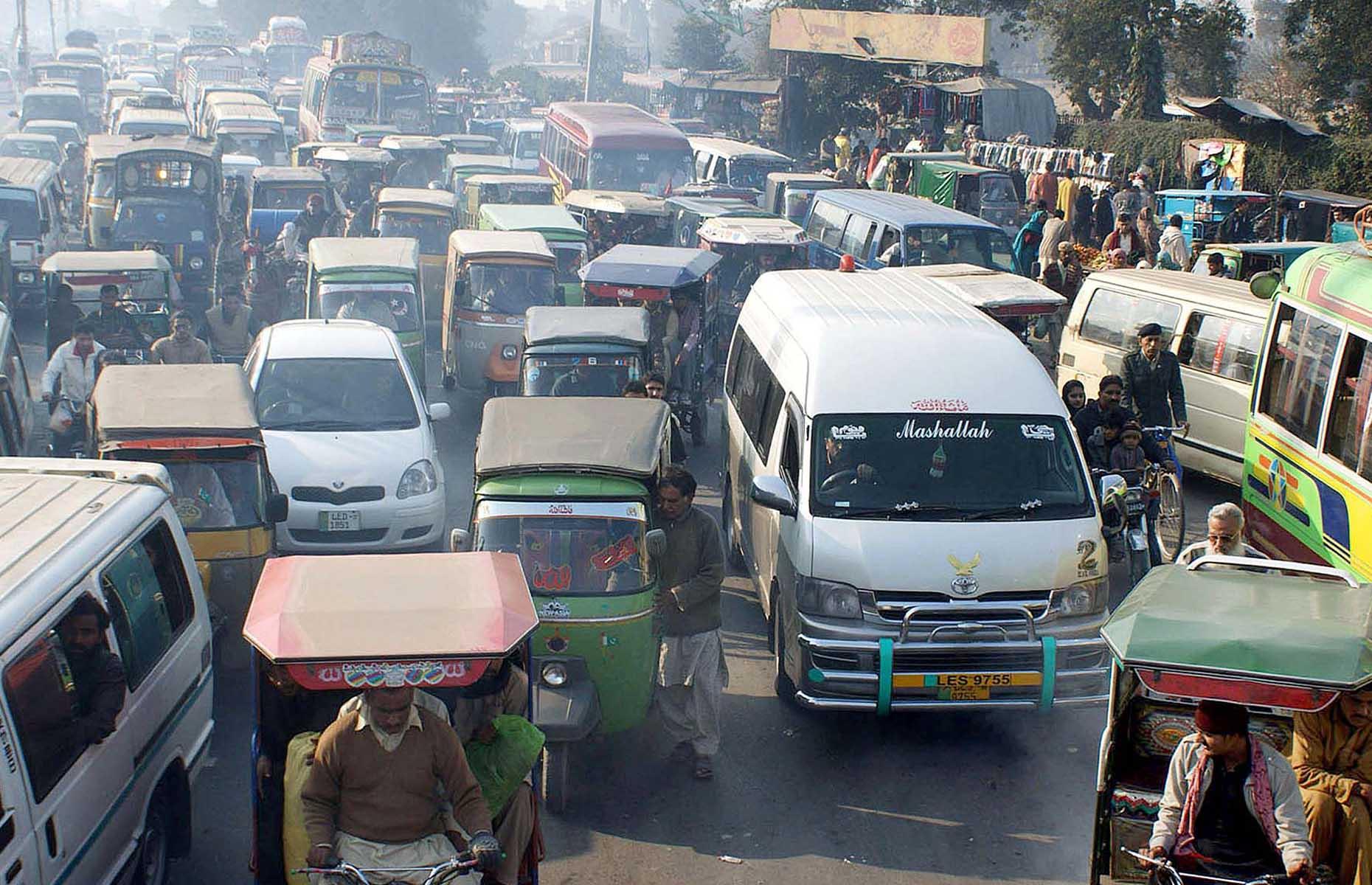 Lahore, Pakistan, projected 2050 population: 21.4 million